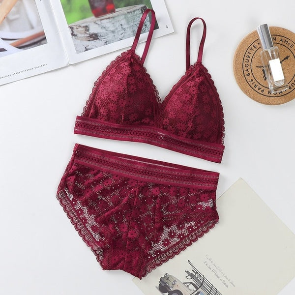 Women Lace Sets Sports Bra Ultrathin Panties Beauty Back Wrapped Chest Brassiere Lingerie Stretch Triangle Cup Padded Underwear